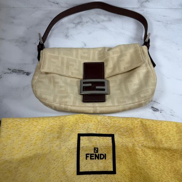 Fendi Zucca Baguette Bag White Silver Vintage Shoulder Purse FF Logo w/dustbag - Picture 2 of 16
